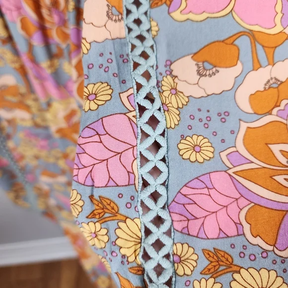 RUSTTYDUSTTY BOHEMIAN FLORAL MINI DRESS - Picture 8 of 11